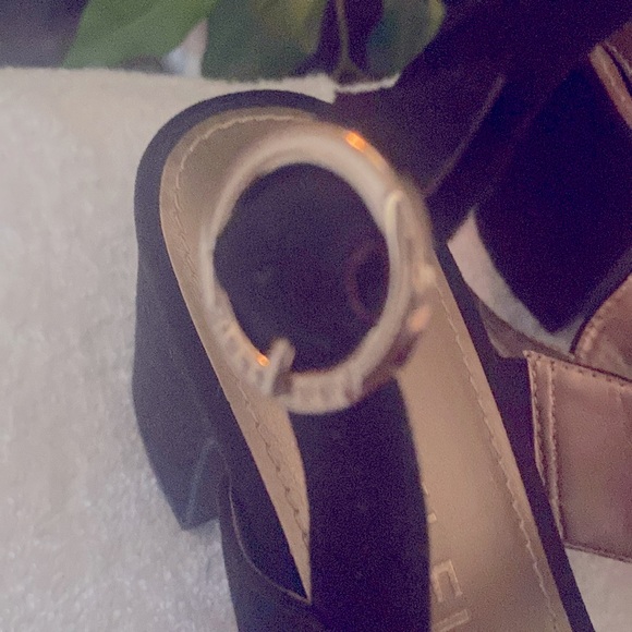 Anne Klein Black Suede-Like Block Heels Size 9 - Picture 5 of 6